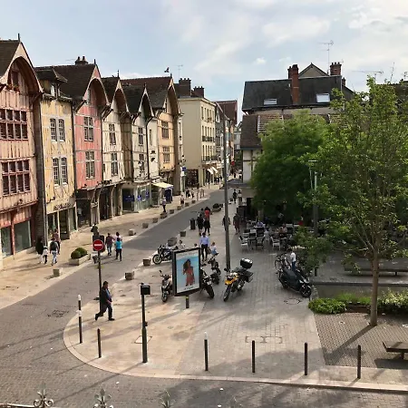 Ferienwohnung Le plein centre Troyes Exterior foto