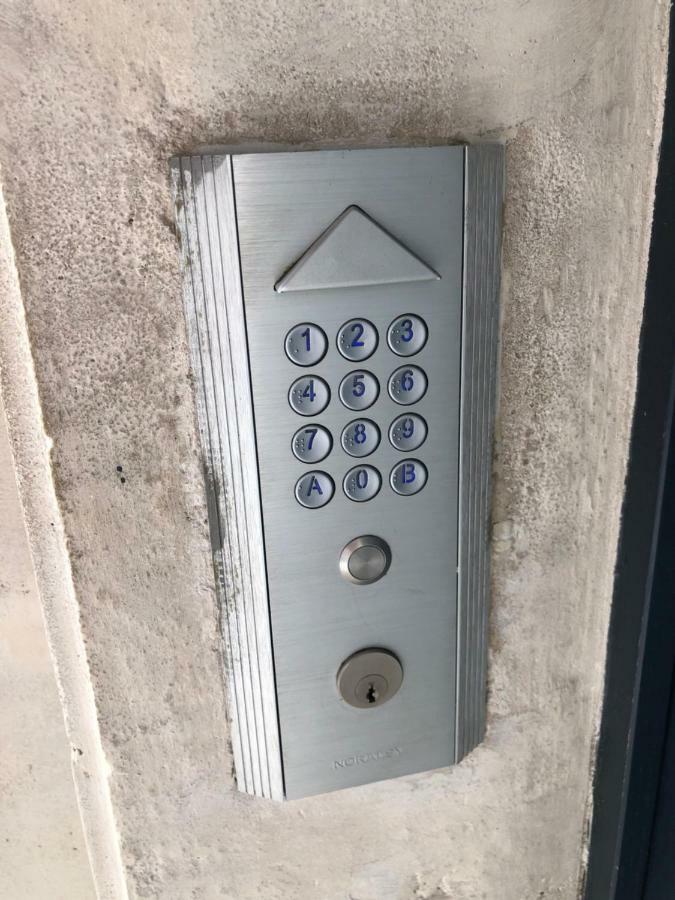Le Plein Centre Apartment